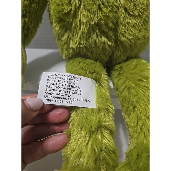 Universal Studios Exclusive The Grinch Plush 18" EUC - Picture 5 of 8
